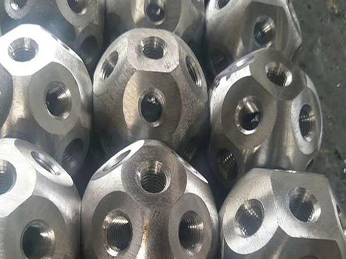 南宁螺栓球网架杆件制作